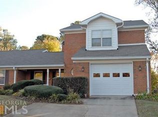 28 Dover Trl, Peachtree City, GA 30269