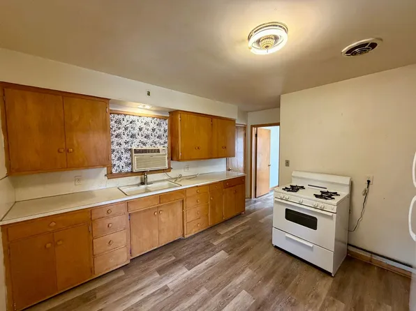 1120 S 12th Ave, 1120 S 12th Ave, Wausau, WI 54401