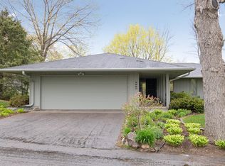 4820 Regents Walk, Shorewood, MN 55331