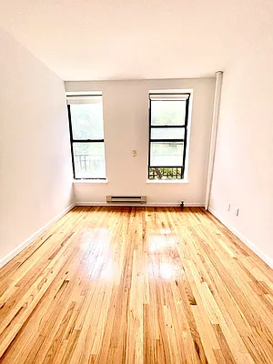 Rented by Metropolitan Property Group | media 35