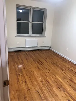 Rented by Standard Living Realty Inc | media 23