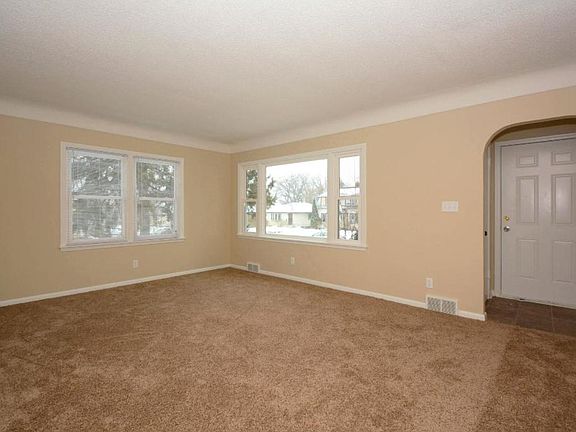 2nd image of 1745 Ross Ave