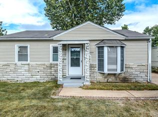 9609 De Porres Ln, Saint Louis, MO 63114