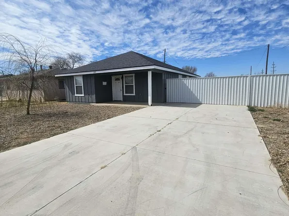 1320 Mora St, Clovis, NM 88101