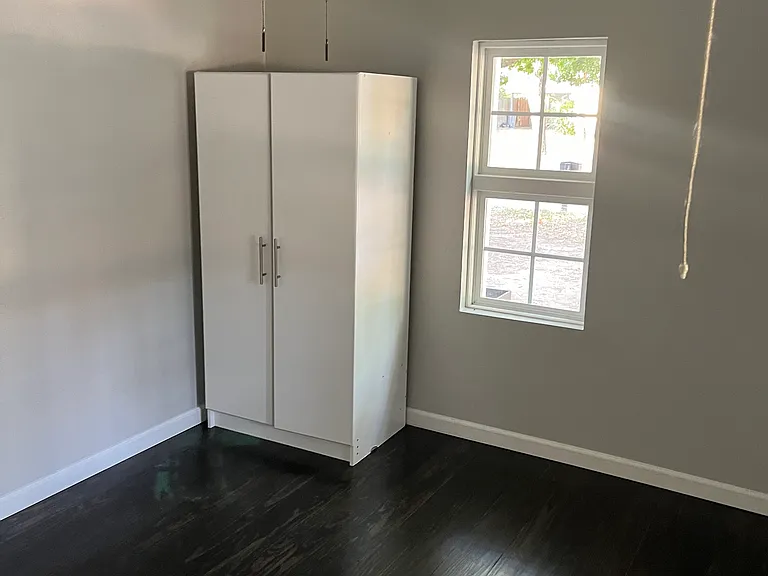 404 Cherry St — Photo 16