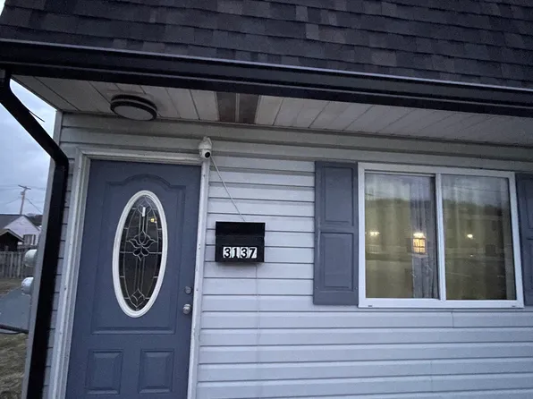 3137 Ohio Dr, Lower Burrell, PA 15068