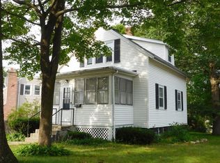 82 Oak St, Dedham, MA 02026