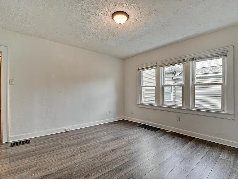 2808 N Capitol Ave #1 — Photo 4