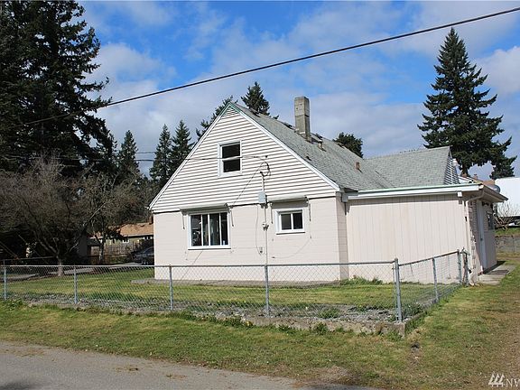 4th image of 414 Bremerton Blvd W