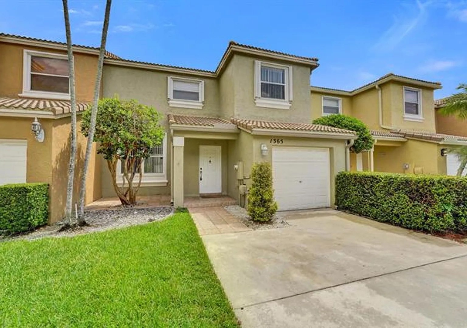 1365 NW 154th Ln th 1365, Pembroke Pines, FL 33028 — Photo 2
