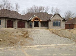 3832 Vermillion Clfs, Fort Wayne, IN 46814