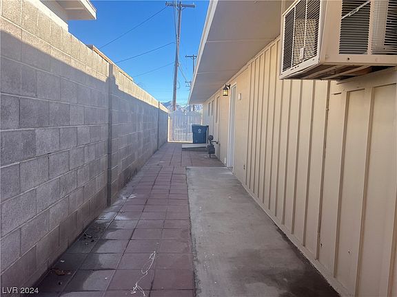 2nd image of 1313 Teton St