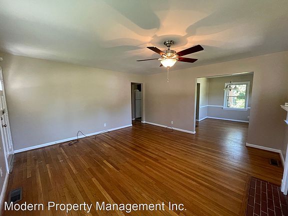 5th image of 398 Bradford Dr
