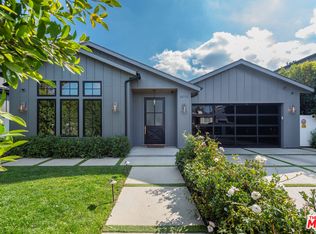 16712 Addison St, Encino, CA 91436