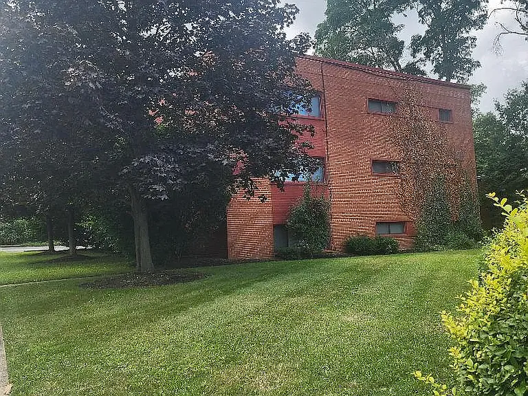 2784 Euclid — Photo 14