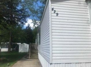 429 Hillcrest St, Cadillac, MI 49601