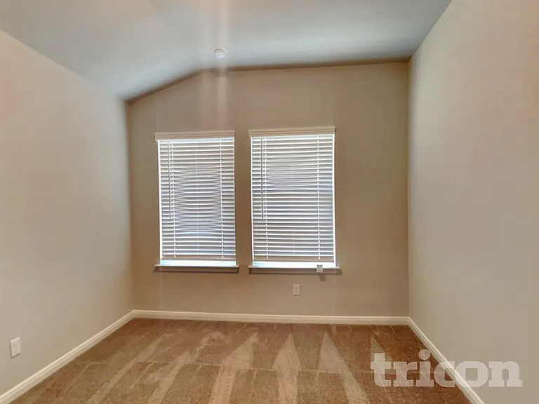13643 Emerson Way — Photo 12