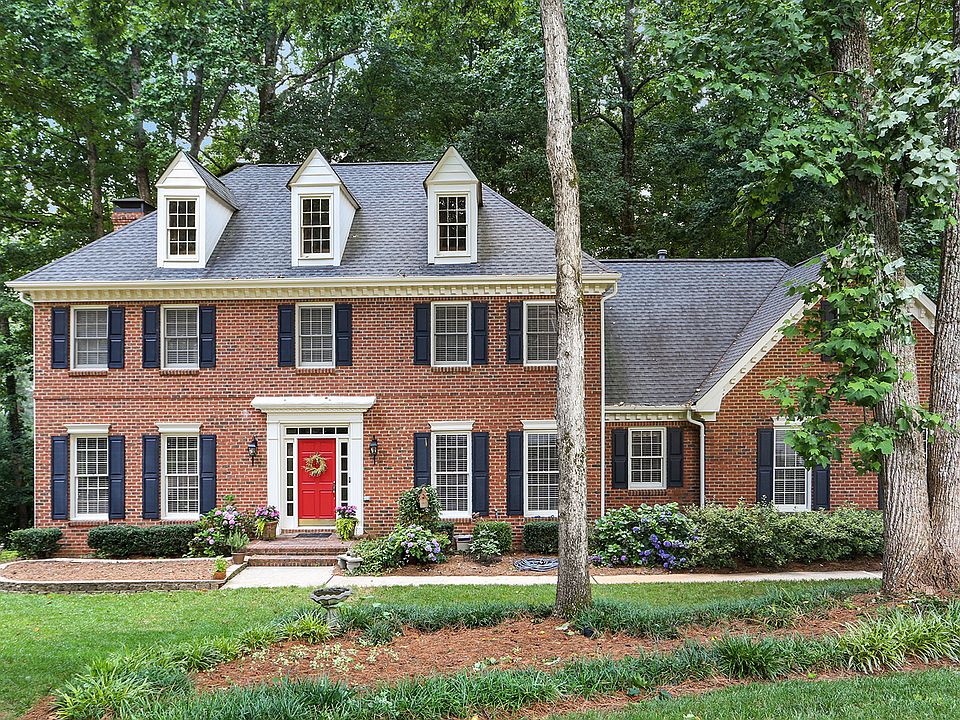 1st image of 515 Farthingale Ct