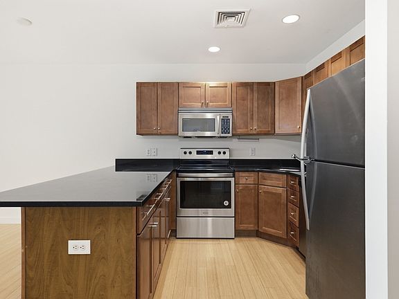 5th image of 99 Chestnut Hill Ave APT 307