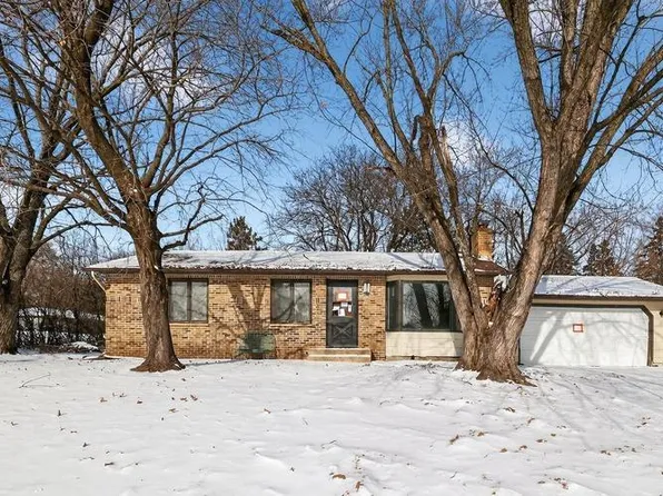 2865 Upper 79th Ct E, Inver Grove Heights, MN 55076