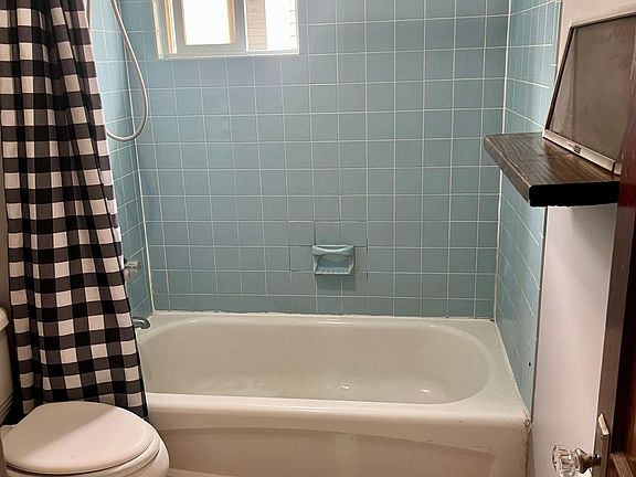5th image of 54 Houston St #2