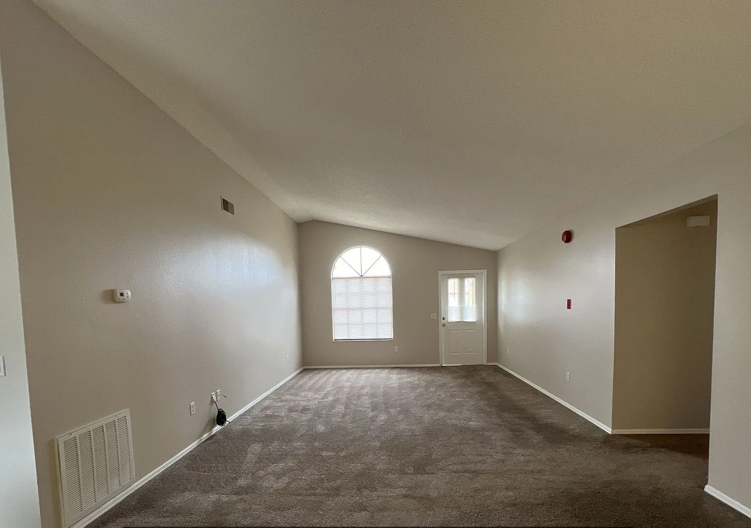 3/2 Home in the Lake Joy Magic Lake Communities — Photo 4