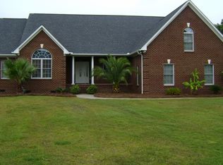 1702 Teal Ct, Morehead City, NC 28557