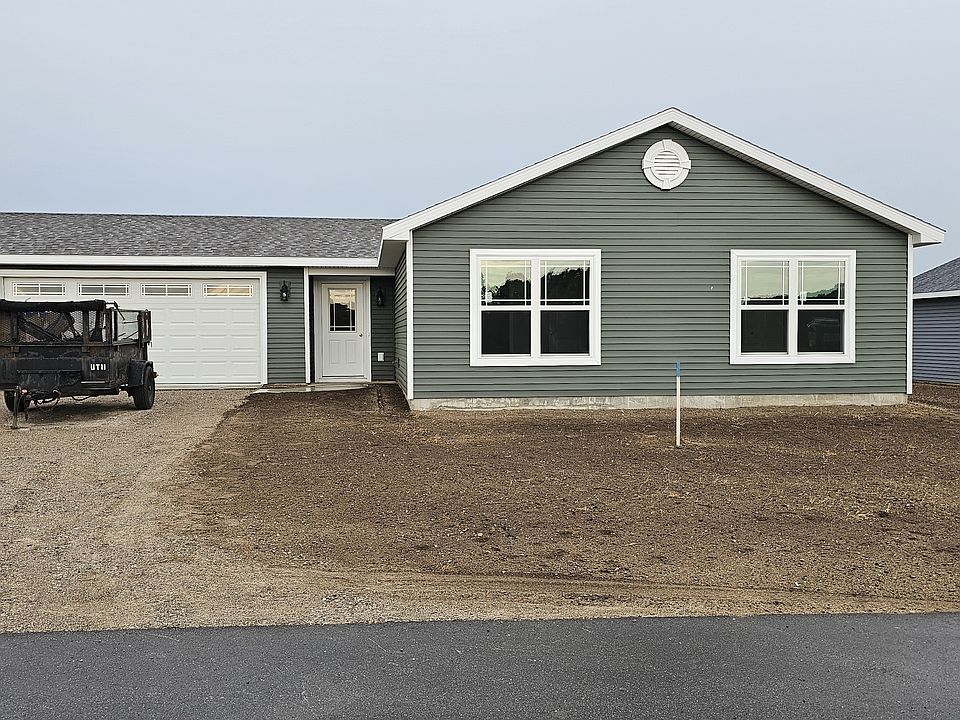 1st image of 1848 Finch Dr