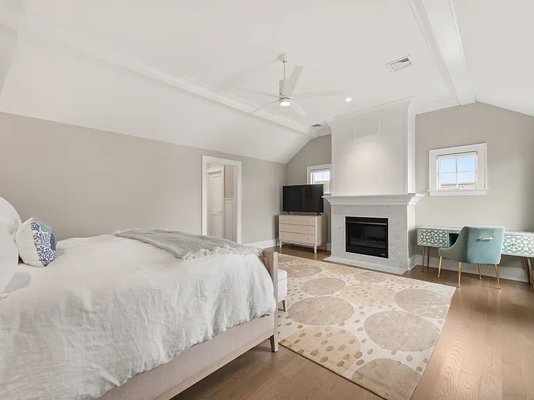 19 Spriteview Ave — Photo 16