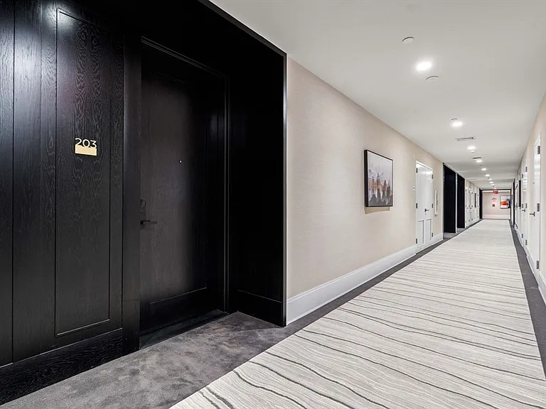 100 Linden St #203 — Photo 21