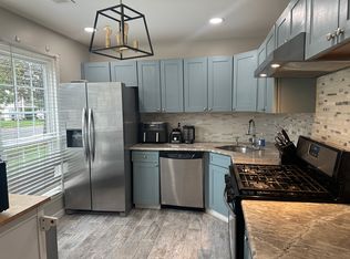 10 Albury Way, North Brunswick, NJ 08902