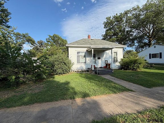2nd image of 746 Norman Ave