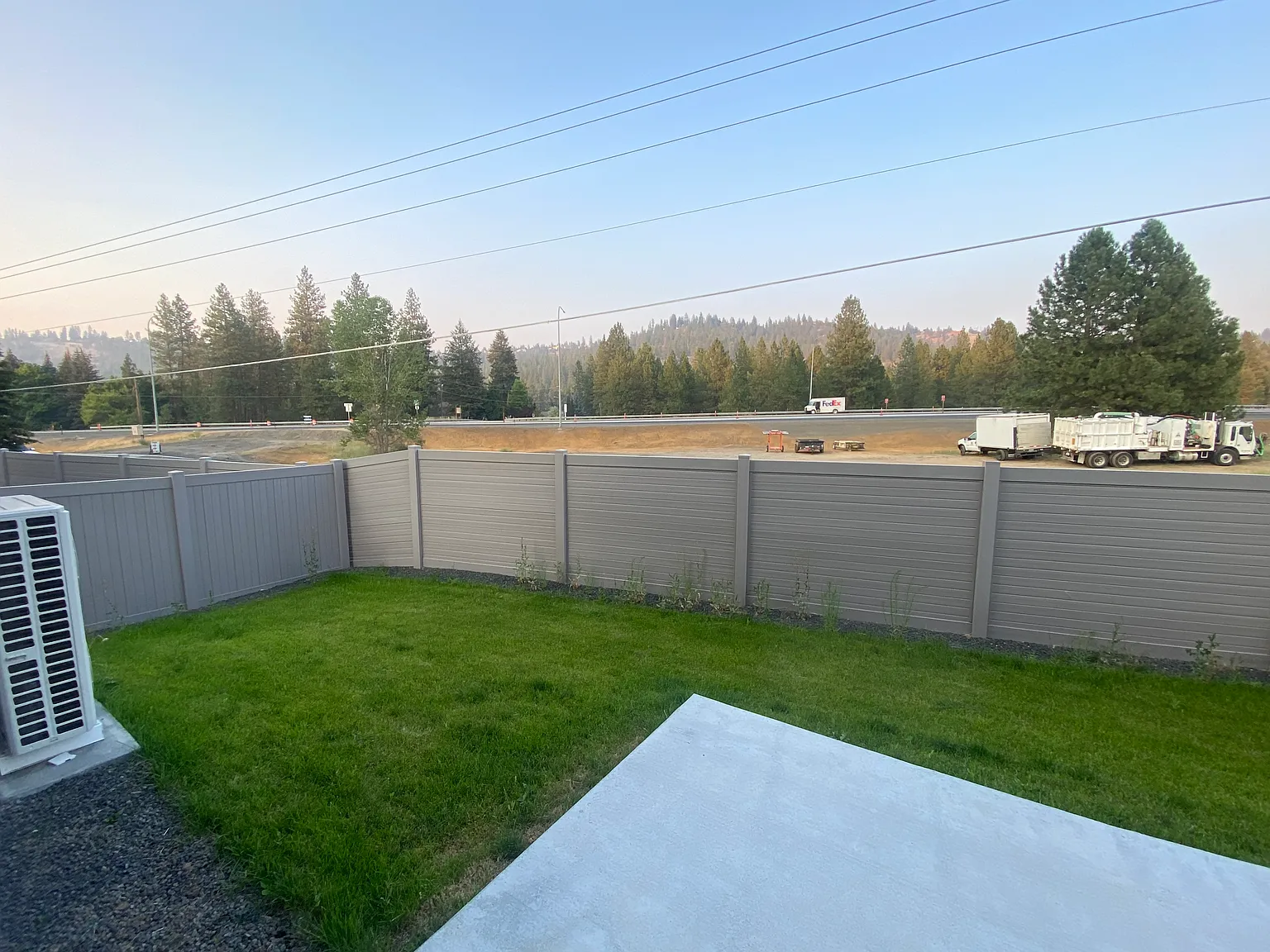 4 bed, 2.5 bath, 2120 sqft, $2,999 — Photo 2