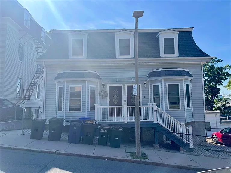 17 Alpine St #2 — Photo 16
