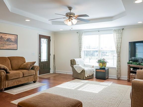 5th image of 625 Wyndwalker Ln