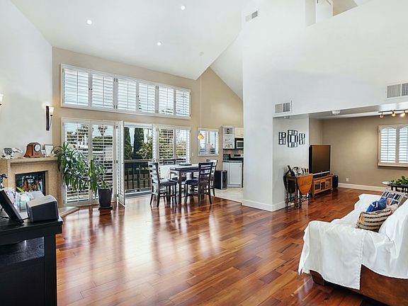 5th image of 1021 N Crescent Heights Blvd APT 303