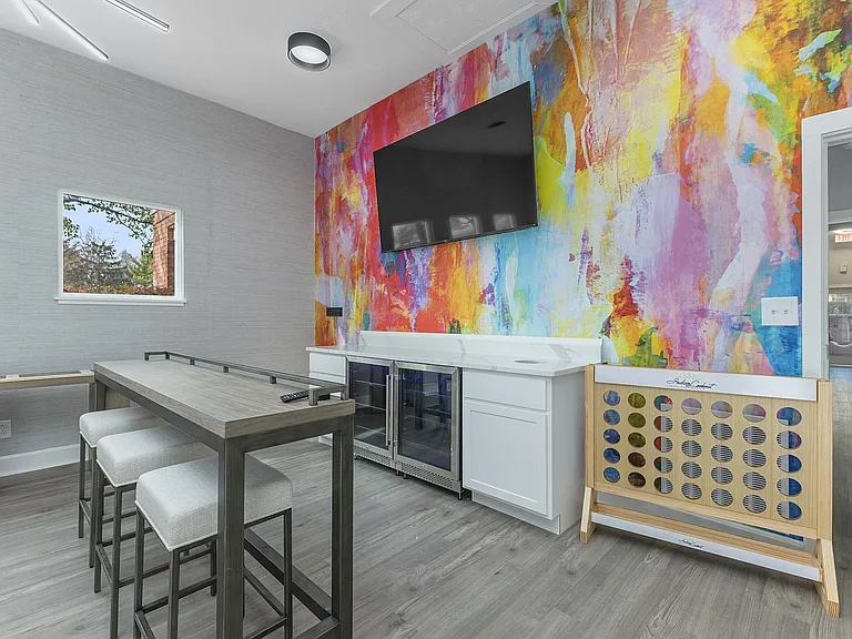 Indian Lookout Apartments — Photo 50