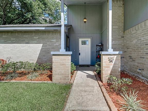 3rd image of 1203 Martingale Ct