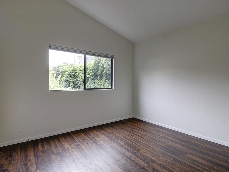 1624 Bath St #B — Photo 15