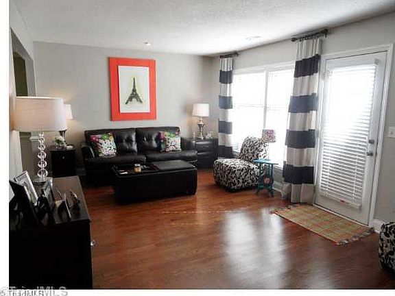 4th image of 3215 Regents Park Ln Unit D