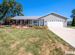 1055 E Monroe St, Morton, IL