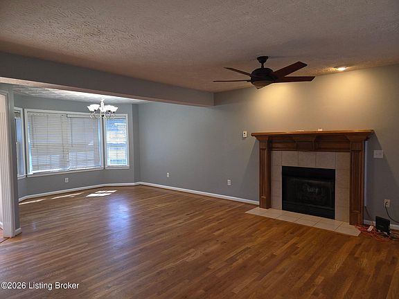 4th image of 2517 Kensington Way