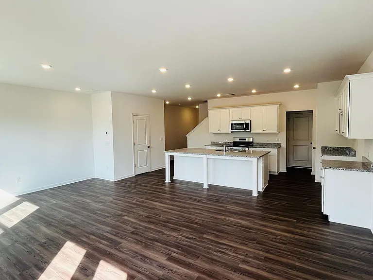 223 Banner Rd — Photo 6