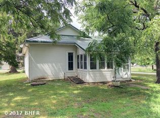 206 E Main St, Tingley, IA 50863