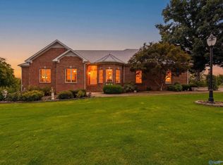 1094 Old Elkton Pike, Fayetteville, TN 37334