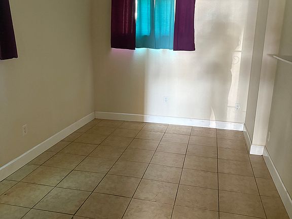 5th image of 824 N California Ave #824