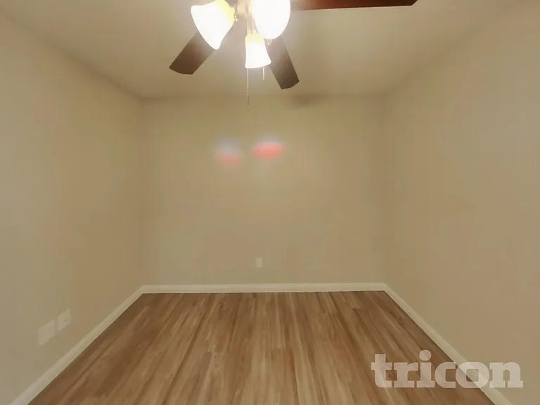 7345 Sunray Point St — Photo 13