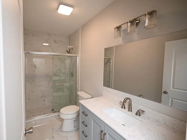 1630 W Thorndale Ave #1 — Photo 19