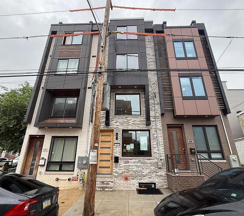 1st image of 1207 S 26th St