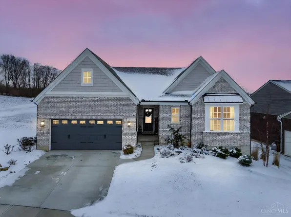 1188 Golf Club Dr, Lebanon, OH 45036